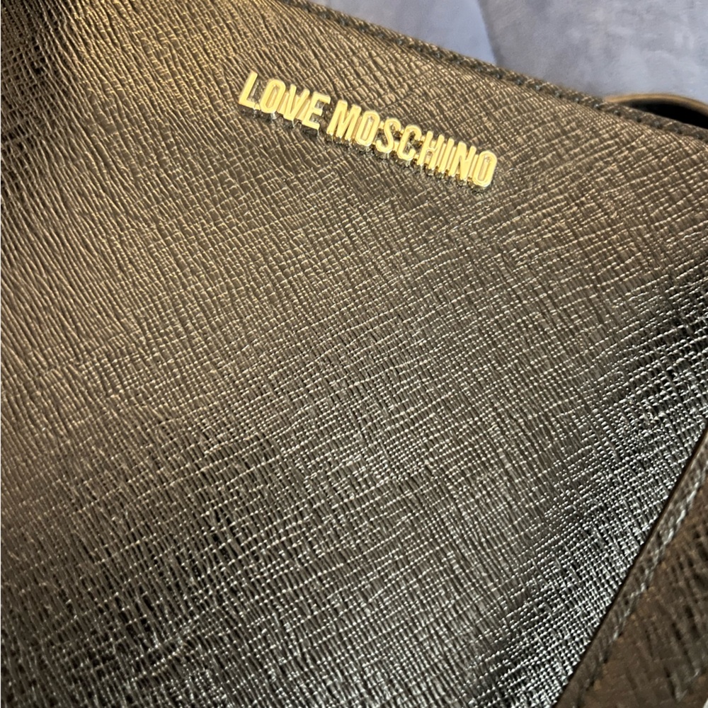 Love Moschino purse - Picture 2 of 3